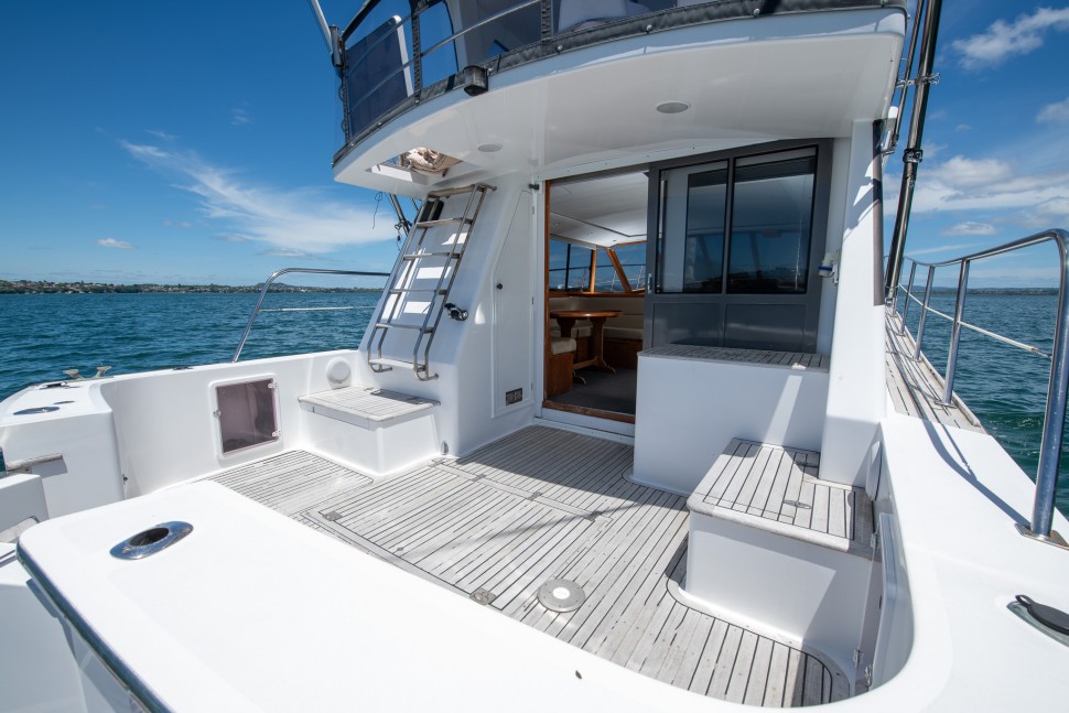 Salthouse 53 Westminster 8 Cockpit2