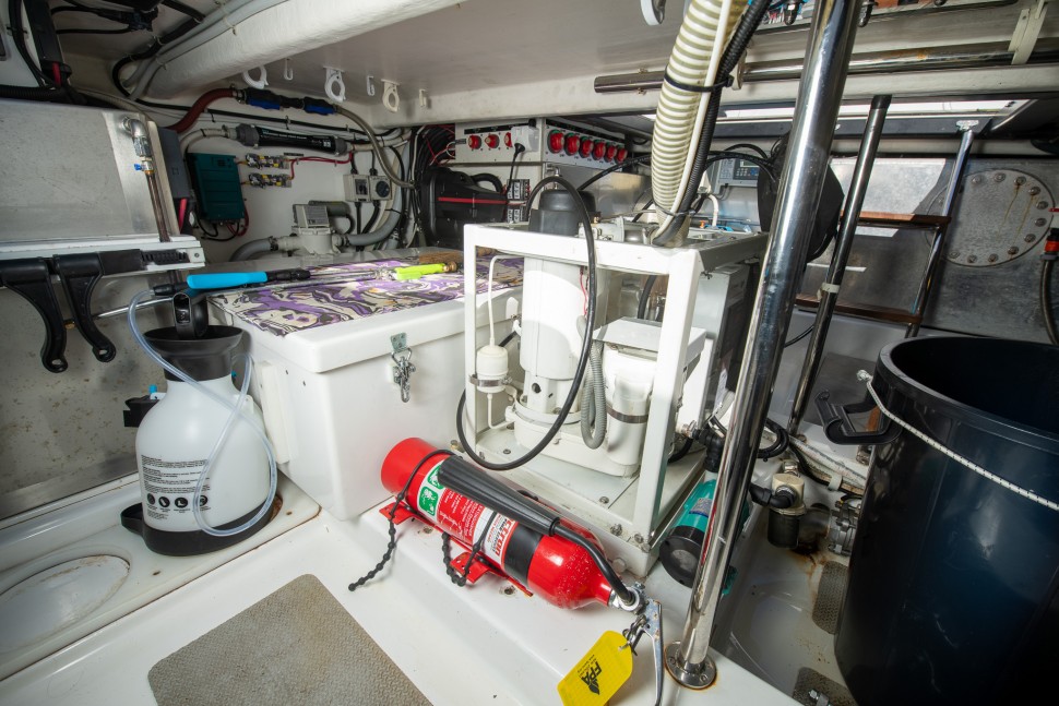 Salthouse 68 Ekara 18