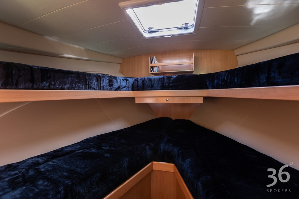 Salthouse Corsair 49 27