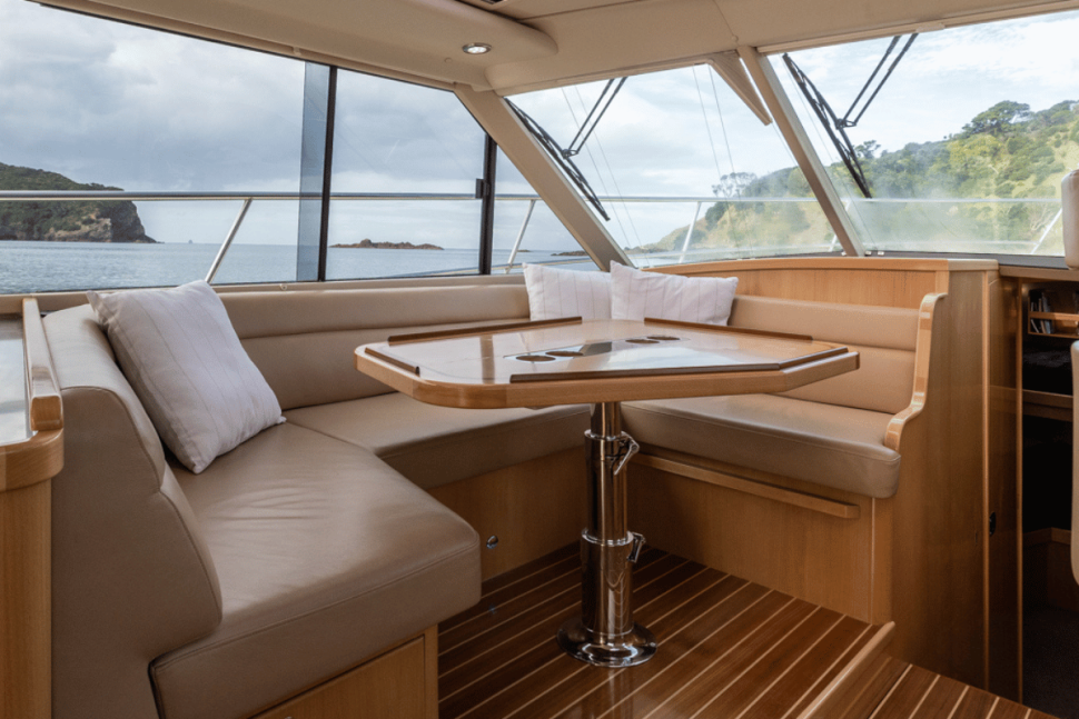 Salthouse Corsair Cabriolet 49 Dinning