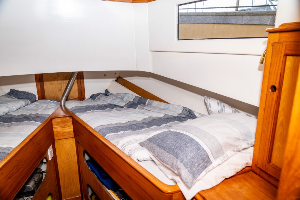 Salthouse MotorSailor 131