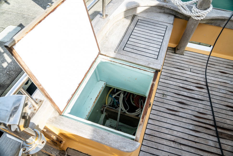 Salthouse MotorSailor 138