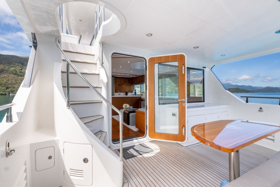 Selene Ocean Explore Cockpit 8