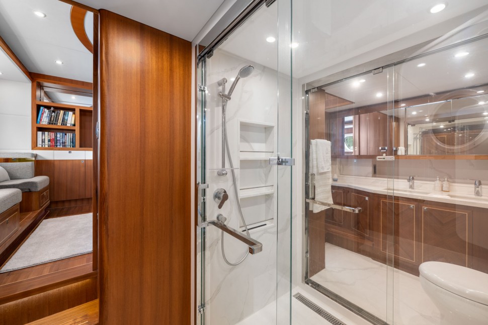 Selene Ocean Explore Head 22