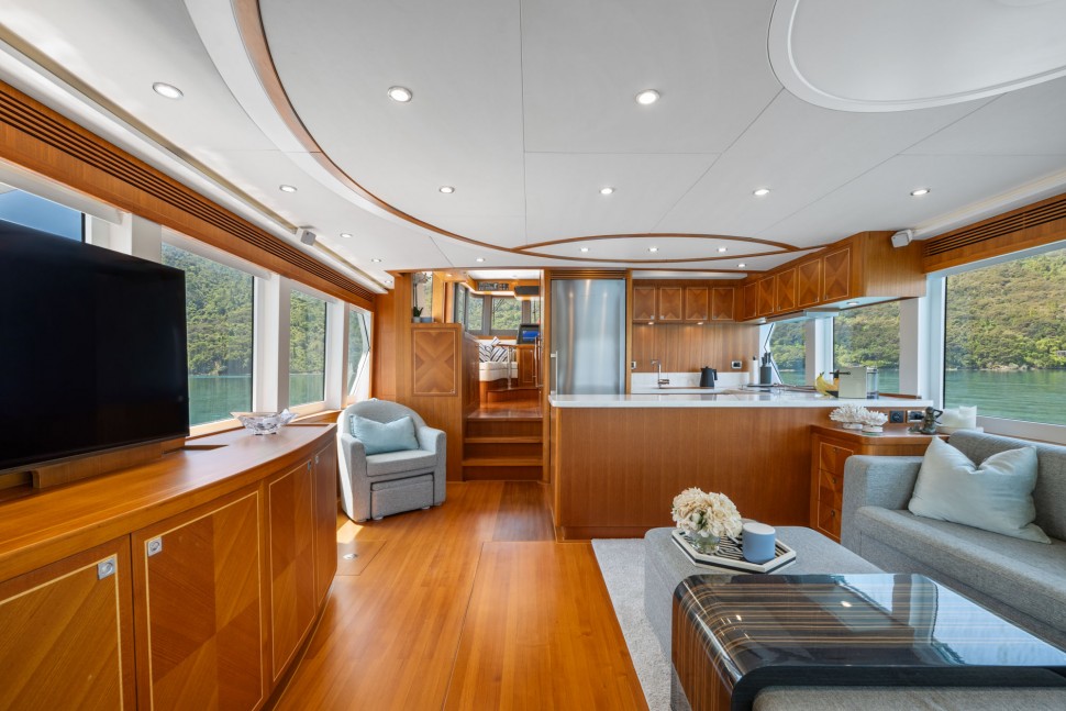 Selene Ocean Explore Interior 11