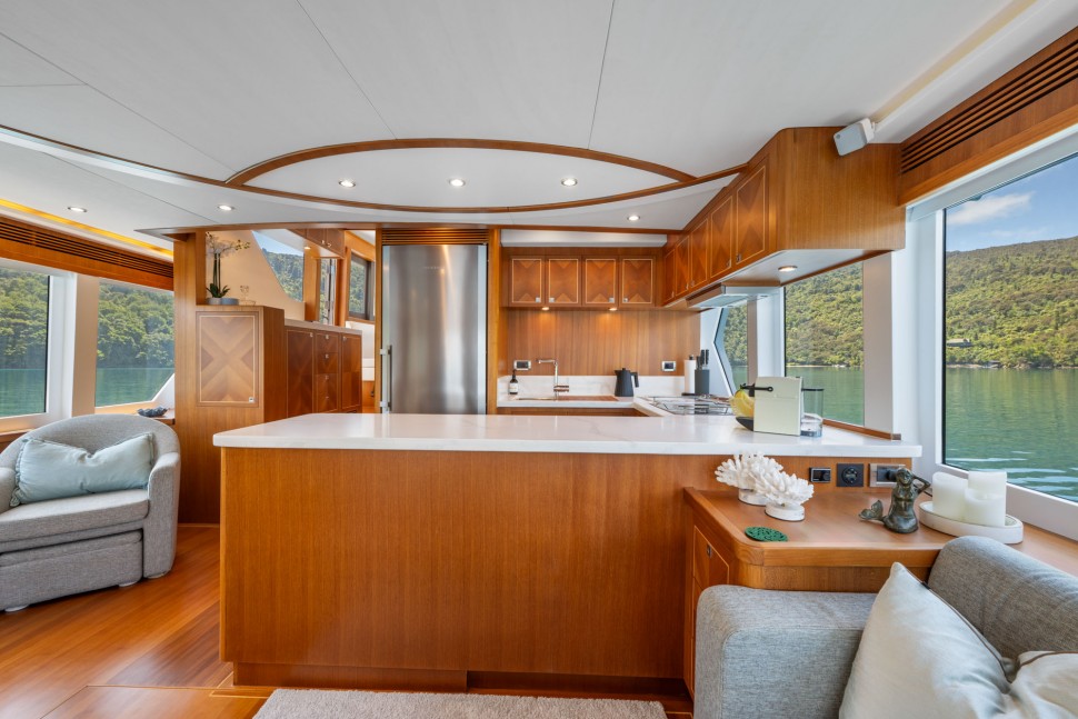 Selene Ocean Explore Interior 18