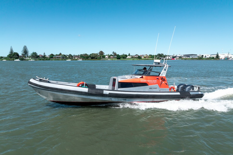 Sensation boats Interceptor 12m 06