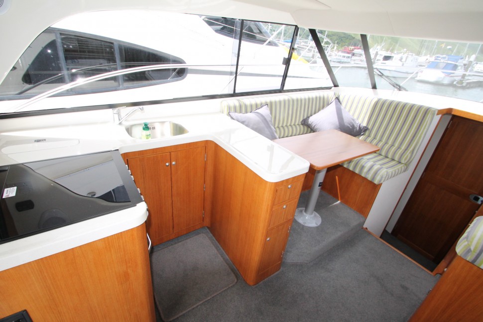 Superior 11 saloon port.jpg