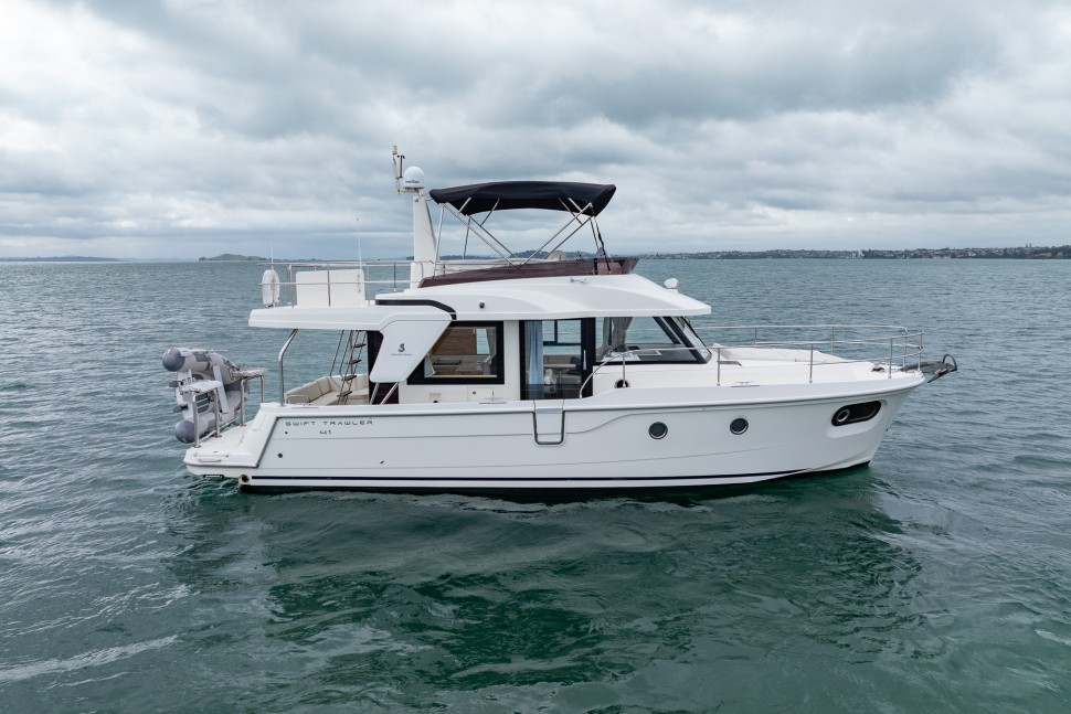 Swift Trawler 41 Fly Eclipse 5 exterior