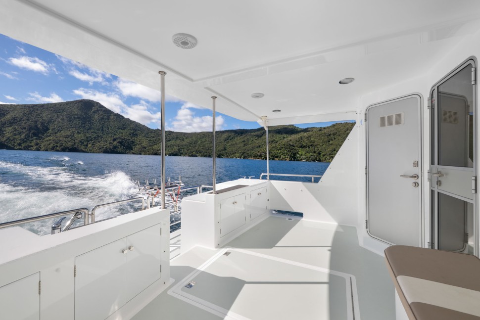 Wal Edwards 60 6 Cckpit port.jpg