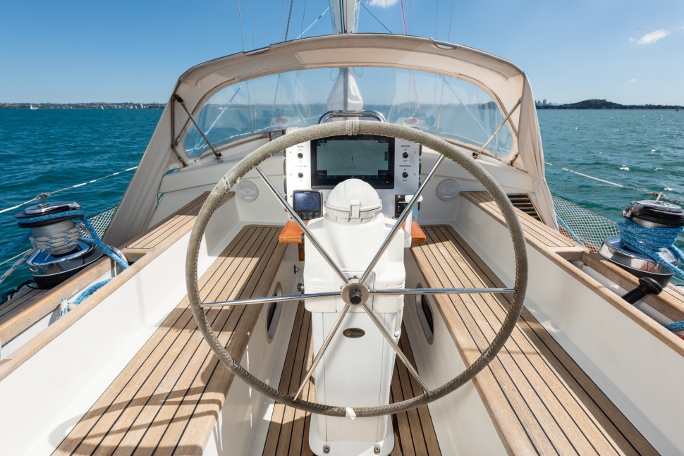 Warrick 53 Pilothouse30