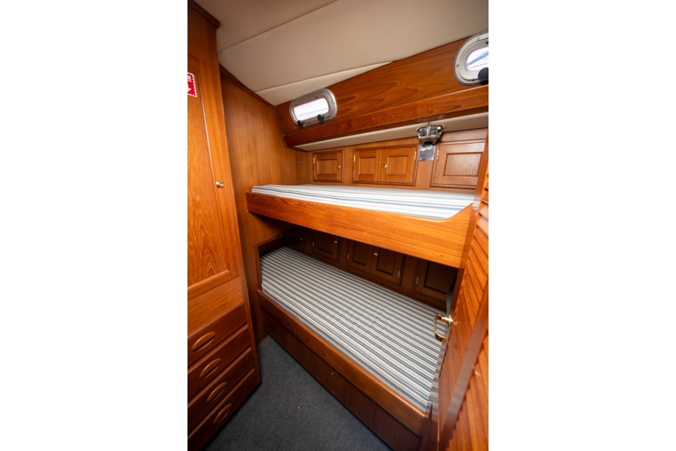 Warwick 53 indulgence16