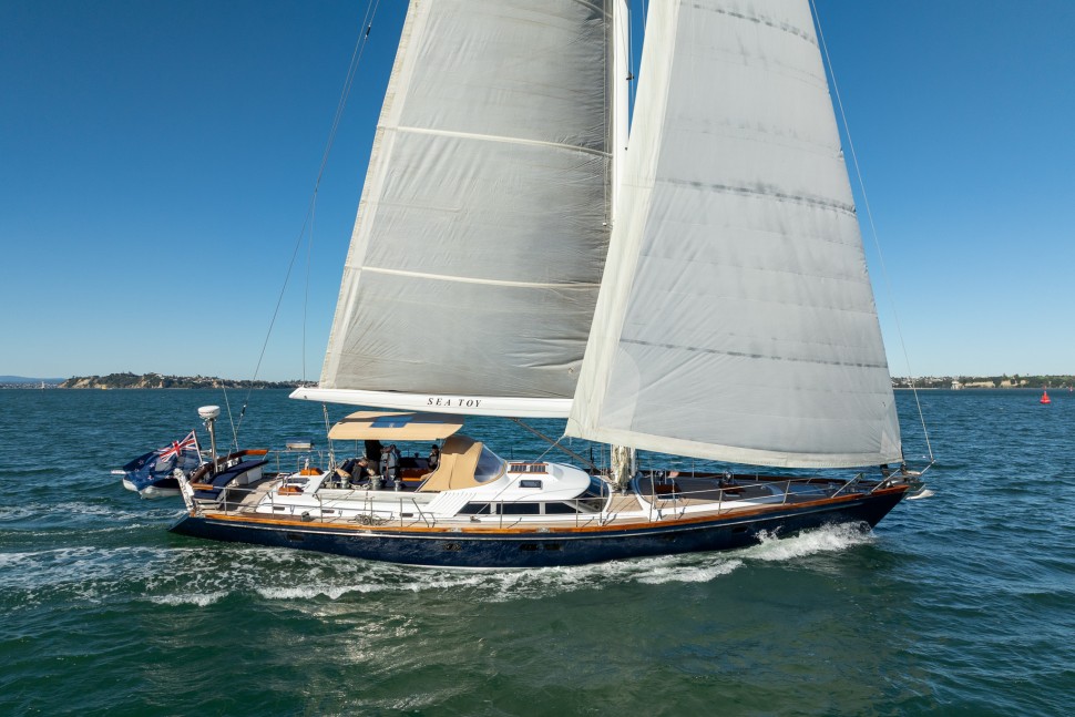 Warwick 65 Sea Toy 2