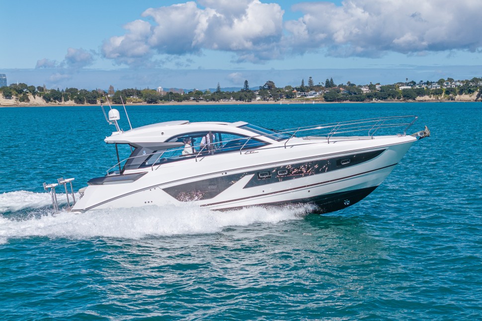 beneteau gran turismo 41 larissa 01 underway starboard side2