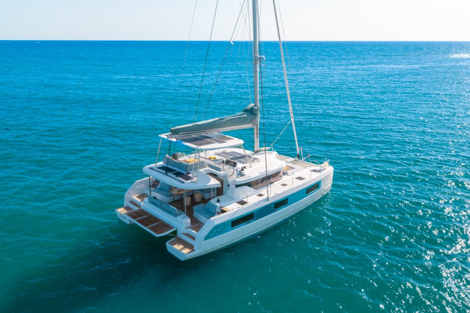 lagoon 47 03 aerial view flybridge cockpit
