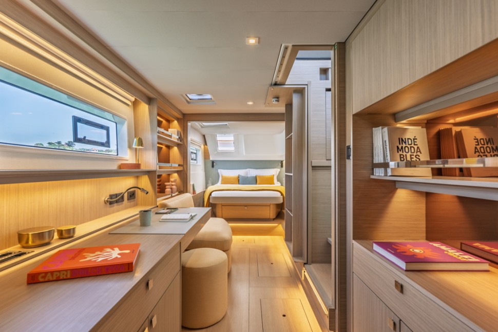 lagoon 47 16 owners suite hull walkthrough