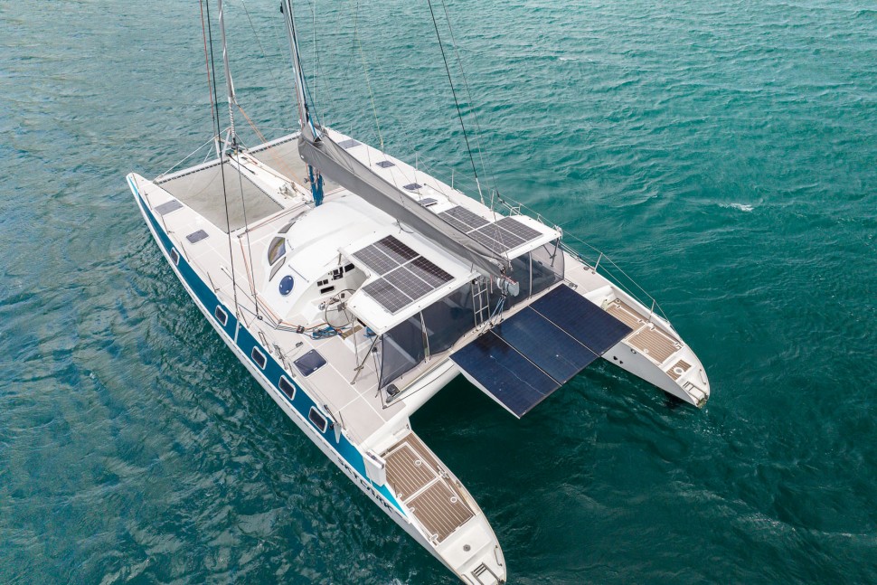 outremer55 skylark 06