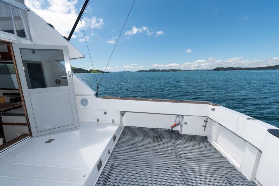 phoenix 29sfx the phoenix 12 flybridge view