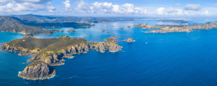 Cruising the Bay of Islands: Your Guide to Summer Anchorages